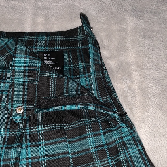 Short plaid/pleated mini skirt - Picture 4 of 10